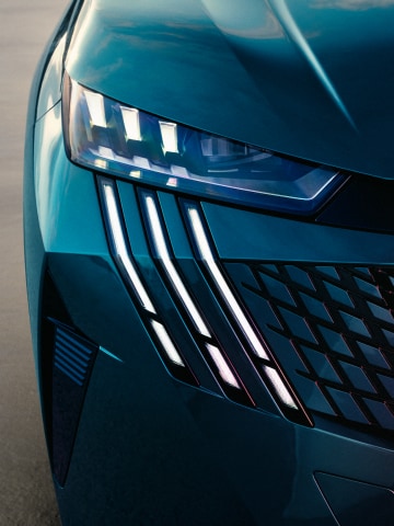 PEUGEOT E-3008 Blue Obsession headlamps PEUGEOT PIXEL LED