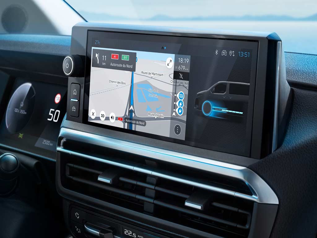 PEUGEOT EXPERT connected touch screen