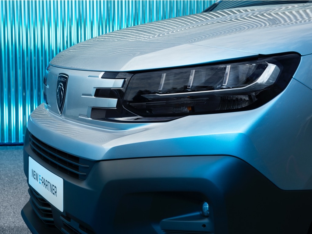 New PEUGEOT E-PARTNER front face