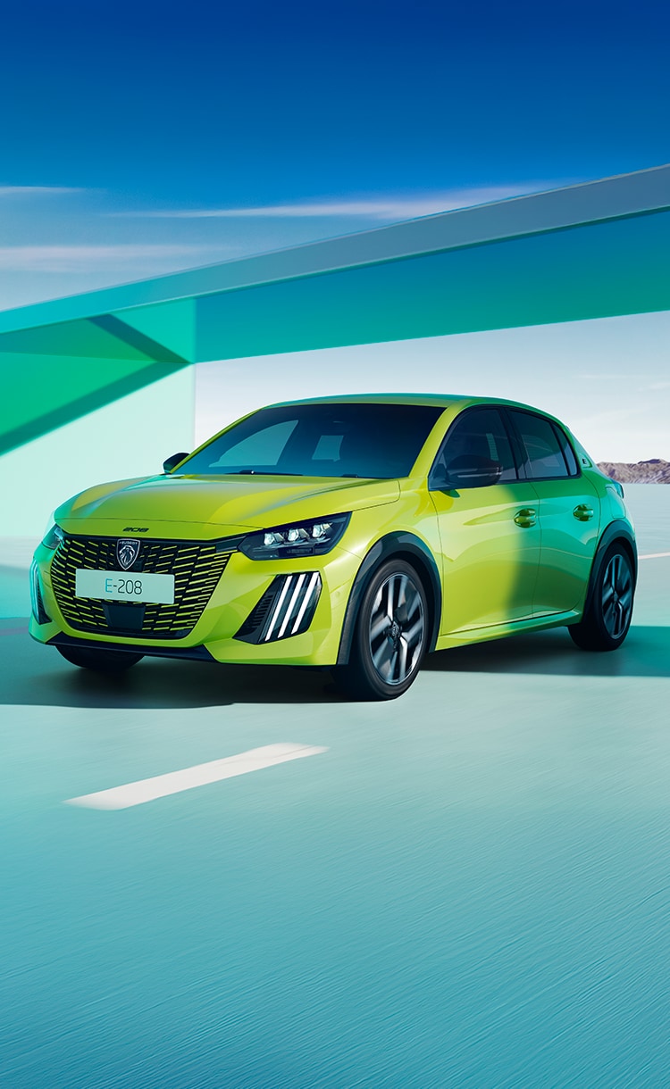 PEUGEOT E-208 front view